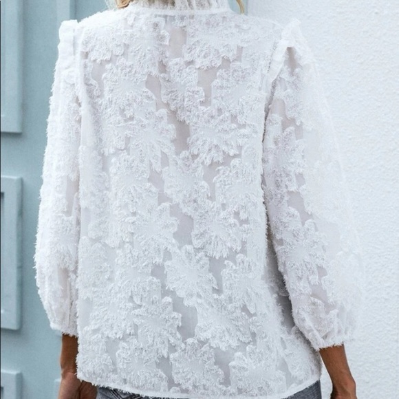 White deep v neck button down  top - Picture 4 of 6